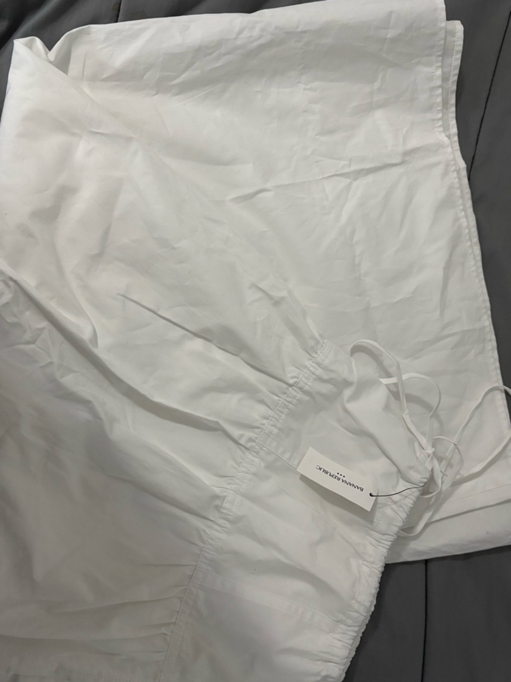 Banana Republic white midi skirt in size XL Tall, new with tags (retail $110)